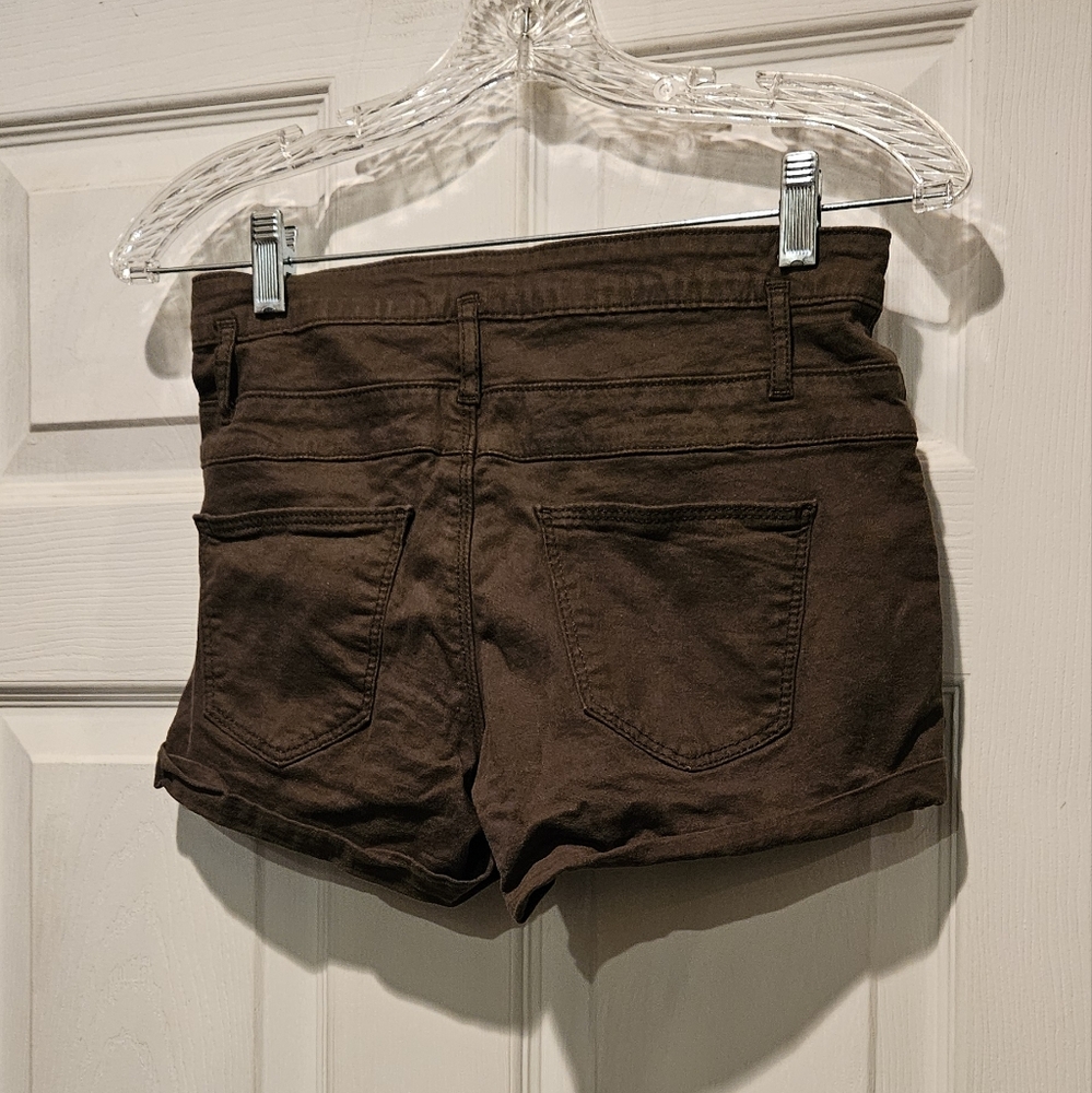 REFUGE SHORTS - Picture 2 of 2